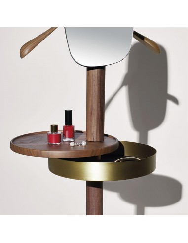 valet-stand-w-nomon (2)